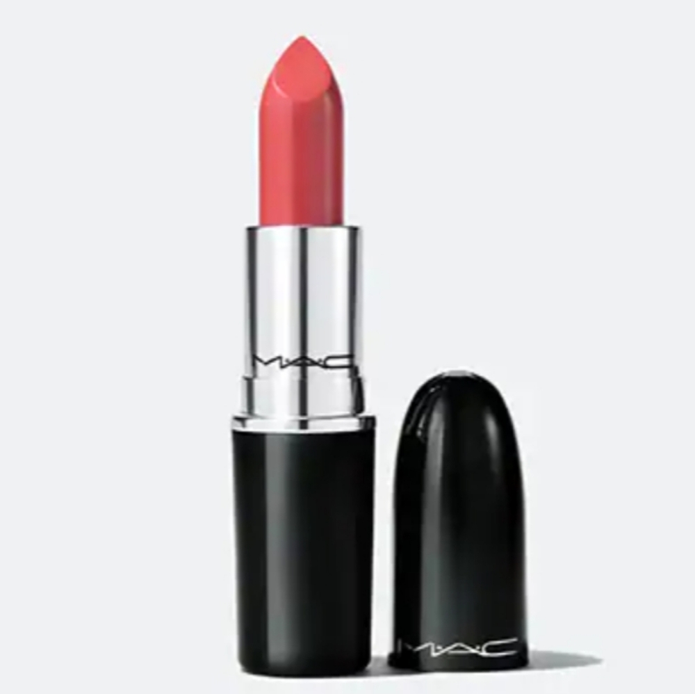 MAC Lustre Lipstick